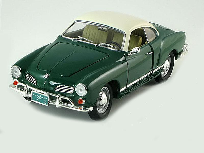 Автомобиль 1966 года - Фольксваген Karmann-Ghia, масштаб 1/18  